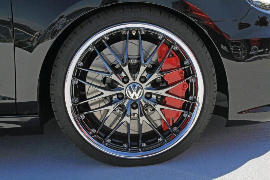  Volkswagen Golf GTi Black Dynamic Concept 2012 года  (фото 2 из 10)